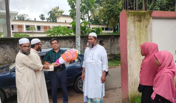 মোহাম্মদ শাহ নেওয়াজ 
সহকারী পরিচালক, চট্টগ্রাম বিভাগ, সমাজ সেবা।পরিদর্শন করেন অত্র এতিমখানা।